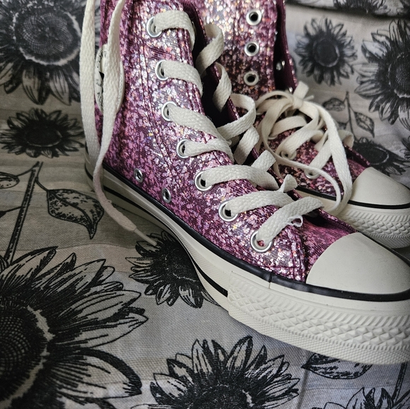 Converse Pink High-Top Sneakers - Picture 3 of 8